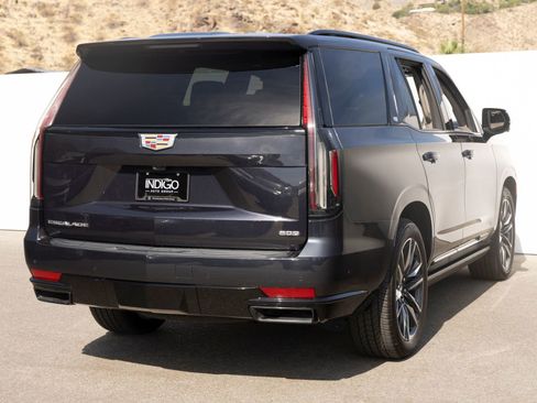 Used 2023 Cadillac Escalade Sport Platinum AWD/4WD image 10