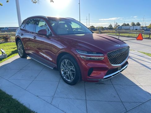 Used 2025 Genesis GV70 2.5T image 2