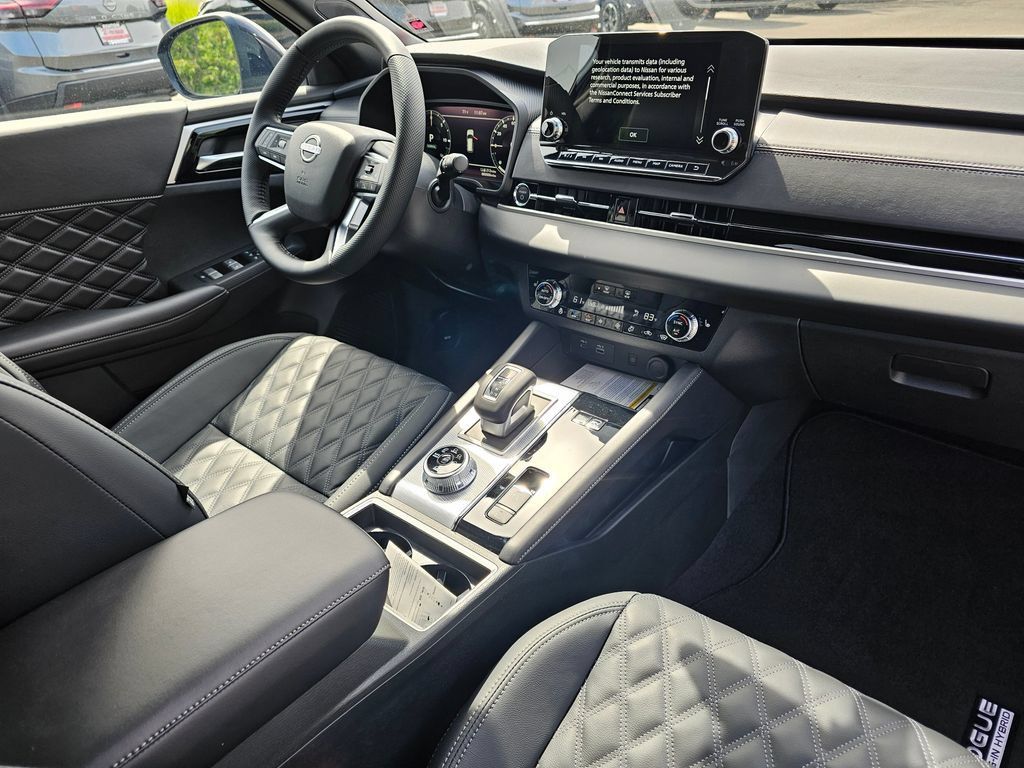 New 2026 Nissan Rogue Platinum AWD/4WD image 11