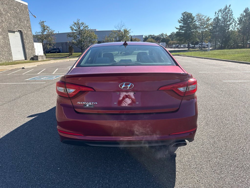 Used 2015 Hyundai Sonata SE FWD image 6