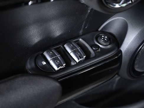 Used 2019 MINI Cooper S FWD image 24