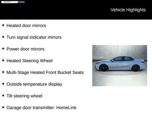 Used 2022 Toyota Camry XSE image 11