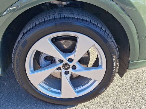 Certified 2025 Audi Q5 Premium Plus w/ Premium Plus image 27