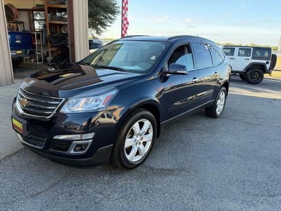 Used 2017 Chevrolet Traverse LT w/ Style and Technology Package