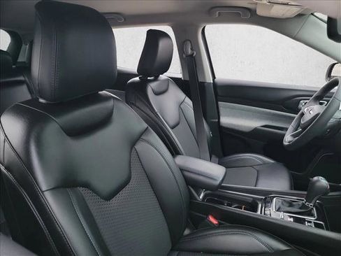 Used 2022 Jeep Compass Latitude image 15