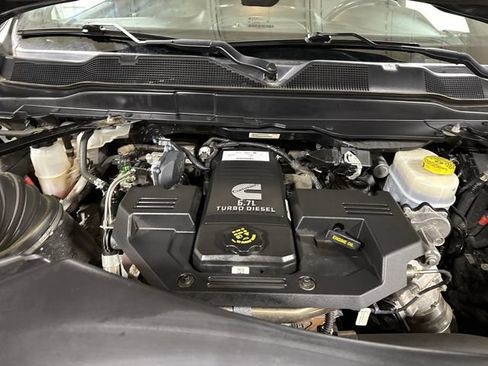 Used 2024 RAM 2500 Big Horn AWD/4WD image 24