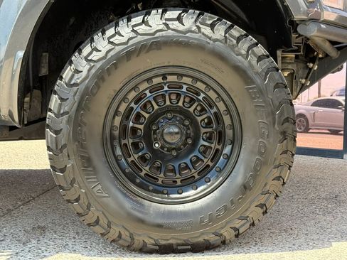 Used 2018 Ford F150 Raptor w/ Equipment Group 802A Luxury AWD/4WD image 26
