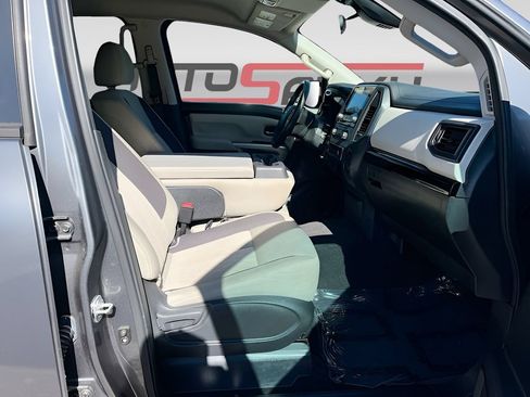 Used 2023 Nissan Titan SV w/ Accessory Utility Package AWD/4WD image 25