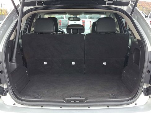 Used 2013 Ford Edge SEL image 27