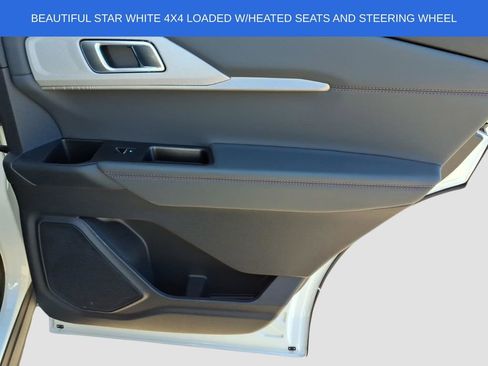 Used 2026 Ford Explorer Active image 12