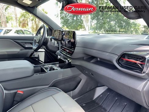 Used 2026 Chevrolet Silverado EV Trail Boss w/ LPO, Gameday Tailgate Package AWD/4WD image 6