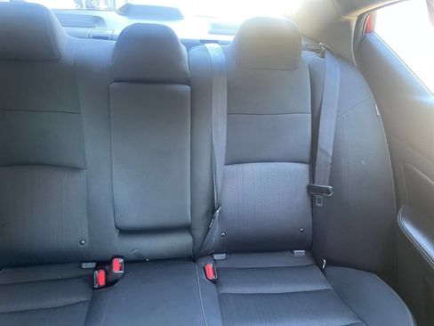 Used 2025 Nissan Altima 2.5 SV FWD image 37