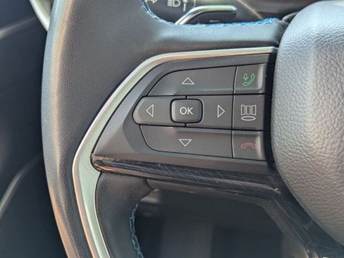 Used 2023 Jeep Grand Cherokee Trailhawk AWD/4WD image 10