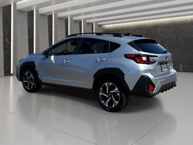 Used 2025 Subaru Crosstrek 2.5i Premium AWD/4WD image 4