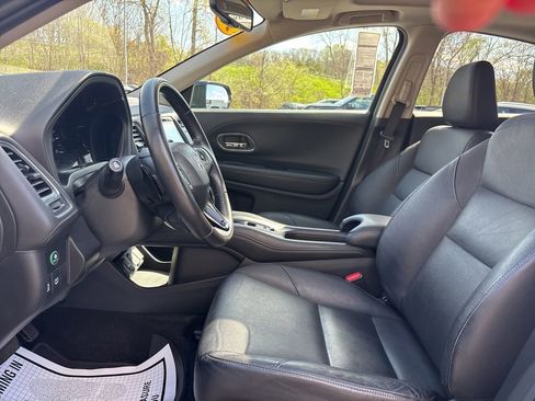 Used 2018 Honda HR-V EX-L image 9