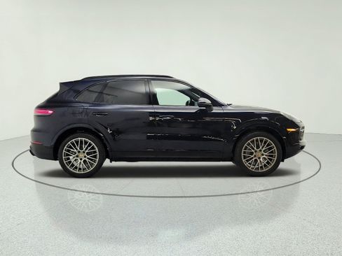 Used 2023 Porsche Cayenne Platinum Edition AWD/4WD image 5