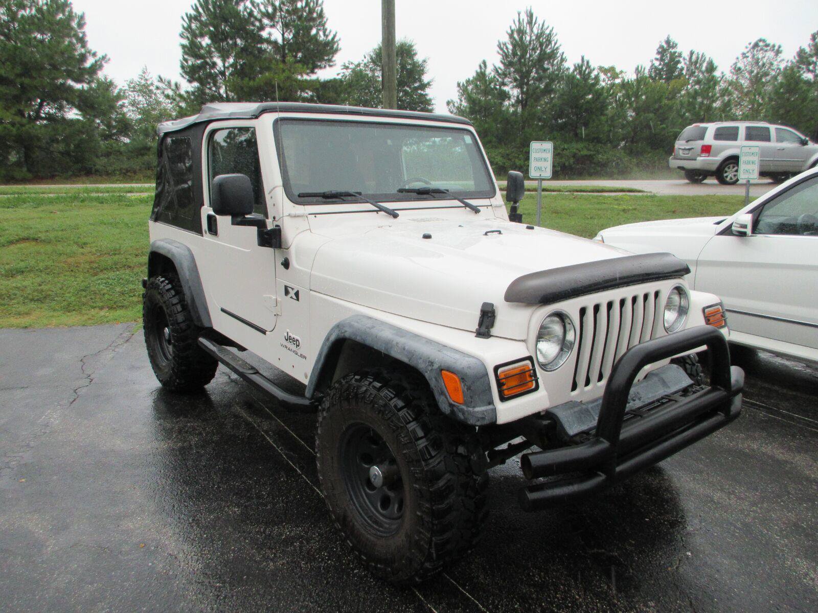 Used 2005 Jeep Wrangler X w/ Tire & Wheel Group (Ecco) AWD/4WD image 3