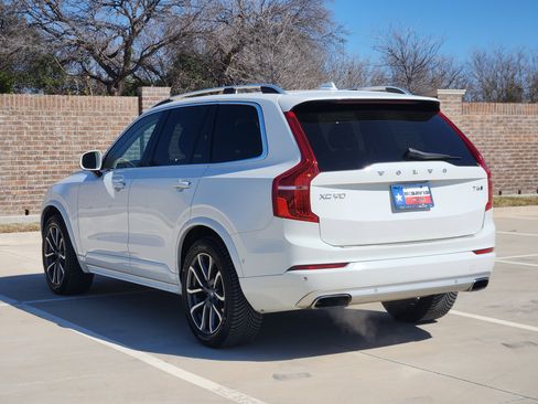 Used 2016 Volvo XC90 T6 Momentum w/ Momentum Plus Package image 8