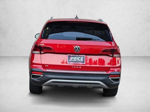 Used 2023 Volkswagen Taos SE FWD image 6