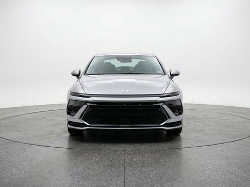 Used 2025 Hyundai Sonata SEL image 2
