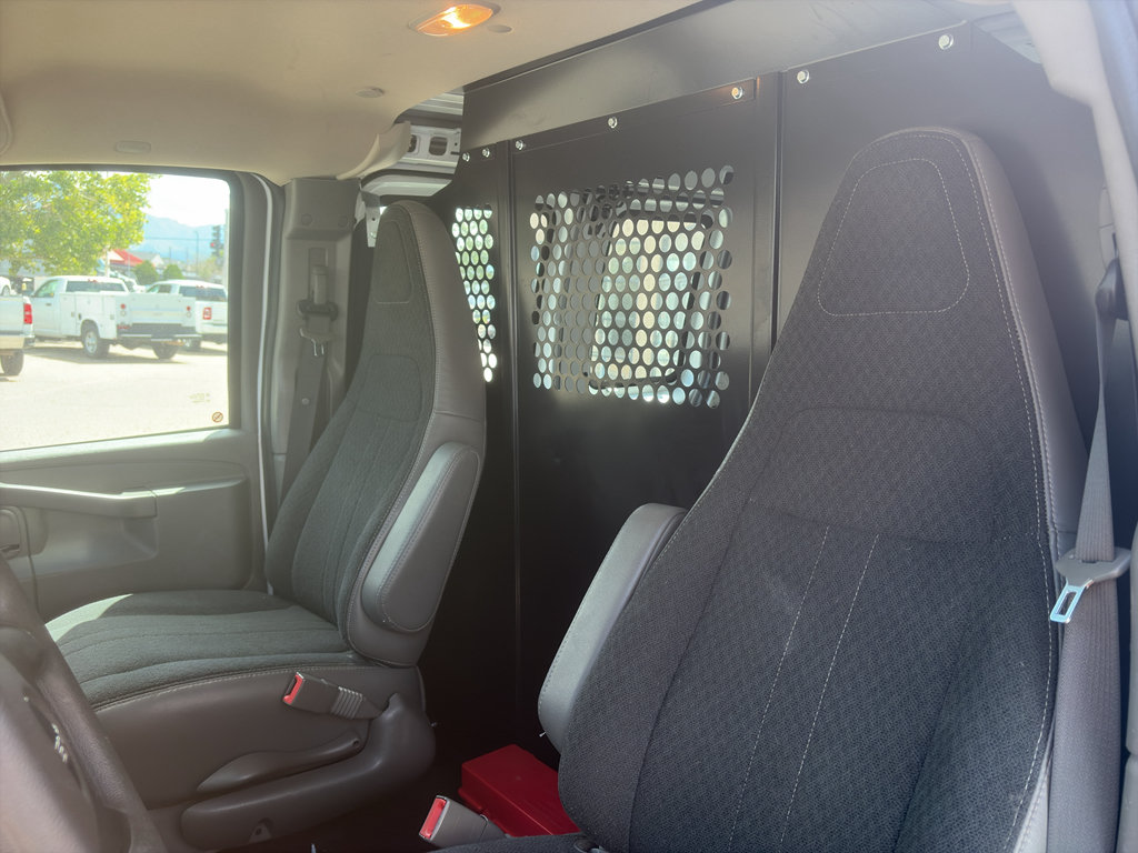 Used 2025 GMC Savana 2500 w/ Driver Convenience Package RWD image 18