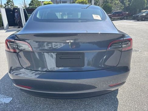 Used 2023 Tesla Model 3 Standard Range image 3