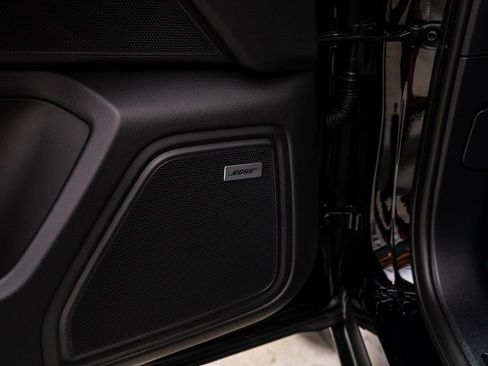 New 2026 Porsche Macan AWD/4WD image 24