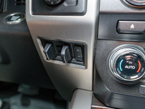 Used 2017 Ford F350 Platinum w/ Platinum Ultimate Package image 34