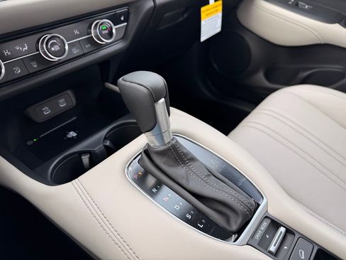 New 2026 Honda HR-V EX-L image 10