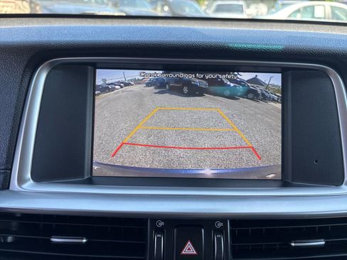Used 2019 Kia Optima LX FWD image 17