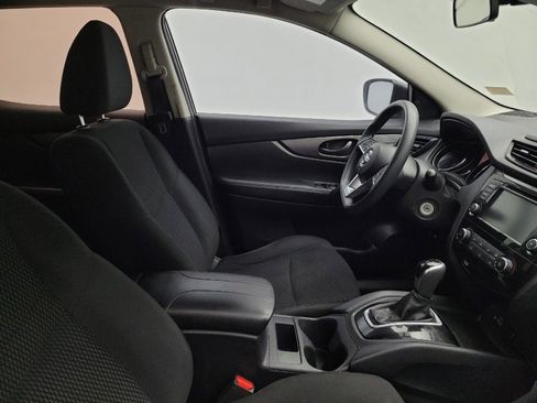 Used 2021 Nissan Rogue Sport S image 21