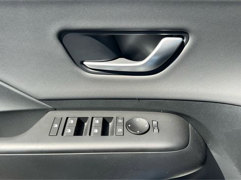 New 2026 Hyundai Kona SEL Premium image 30