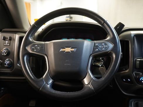 Used 2015 Chevrolet Silverado 1500 LTZ AWD/4WD image 17