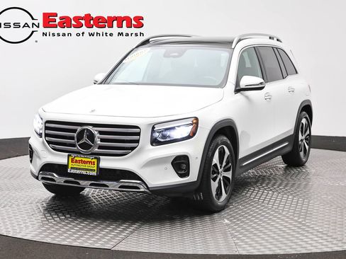 Used 2025 Mercedes-Benz GLB 250 w/ Exclusive Package image 1