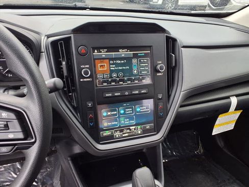 Used 2025 Subaru Crosstrek 2.0i image 10