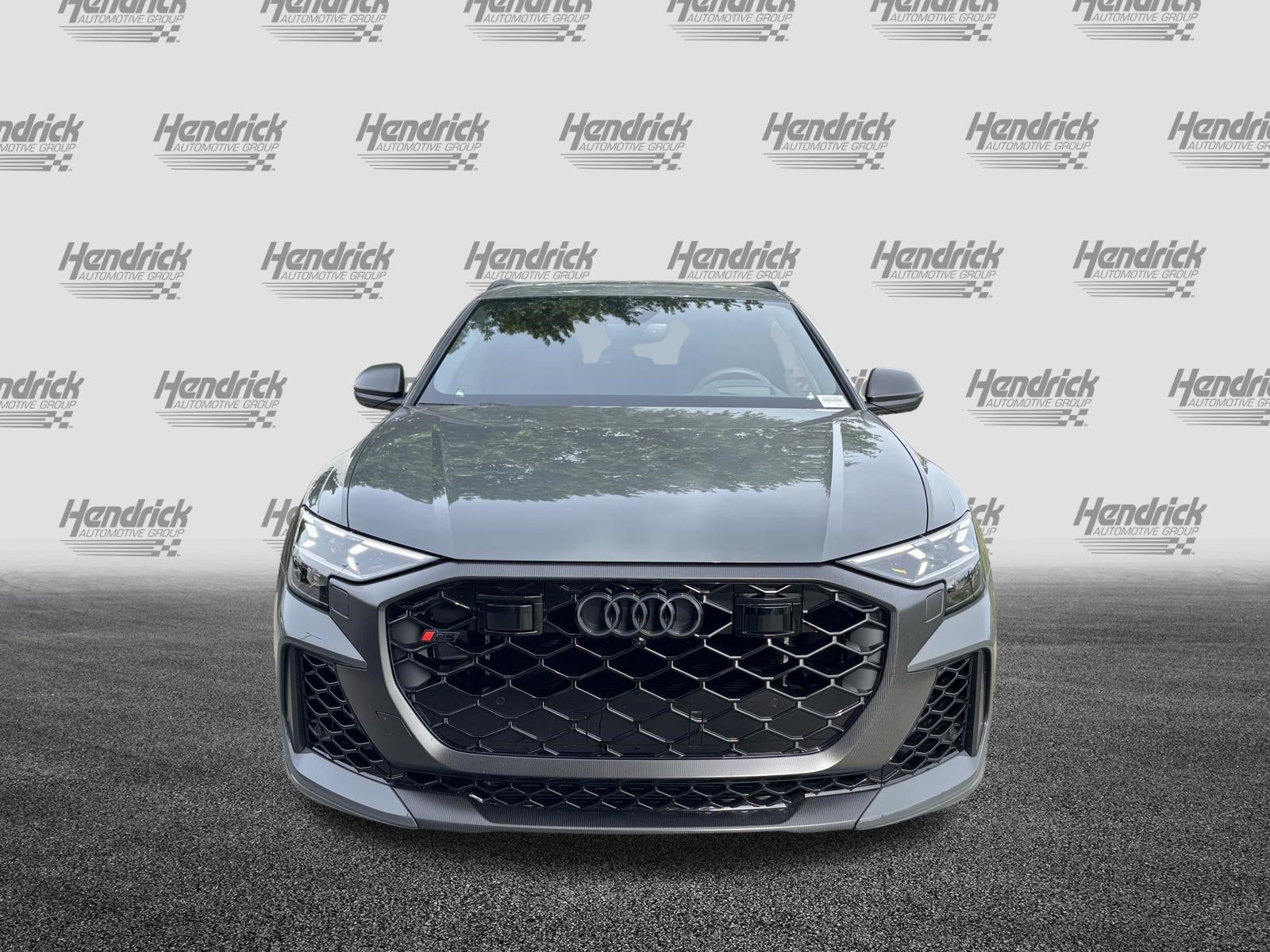 Used 2026 Audi RS Q8 performance AWD/4WD image 3