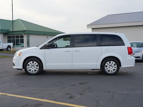 Used 2018 Dodge Grand Caravan SE w/ UConnect Hands-Free Group FWD image 7