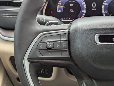 New 2025 Jeep Grand Cherokee Limited w/ Luxury Tech Group II RWD image 27