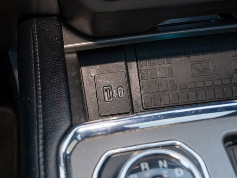 Used 2020 Ford Expedition XLT w/ Equipment Group 202A image 12