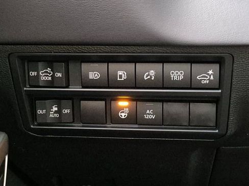 New 2026 Toyota Tundra Platinum AWD/4WD image 16