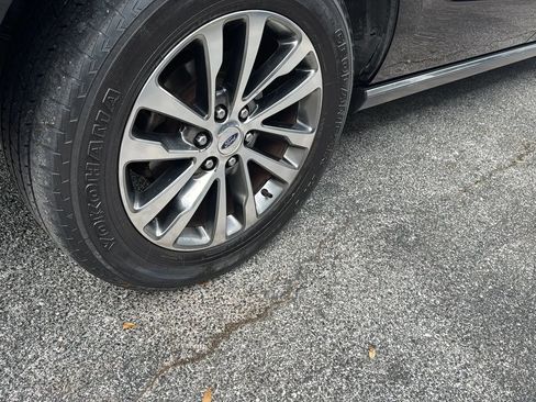 Used 2018 Ford Expedition Max Limited image 42