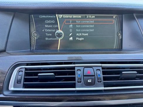 Used 2012 BMW 740Li image 52