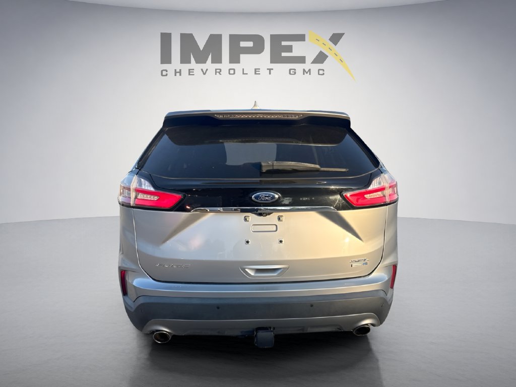 Used 2020 Ford Edge SEL w/ Convenience Package AWD/4WD image 4