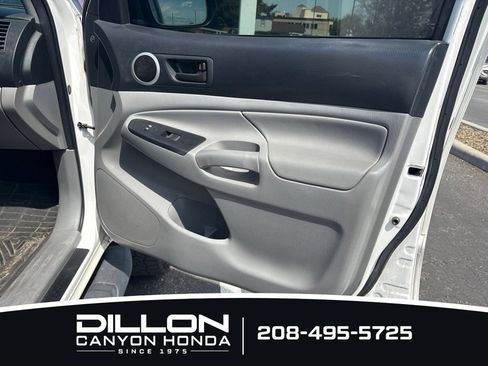 Used 2013 Toyota Tacoma 4x4 Double Cab w/ SR5 Pkg image 21