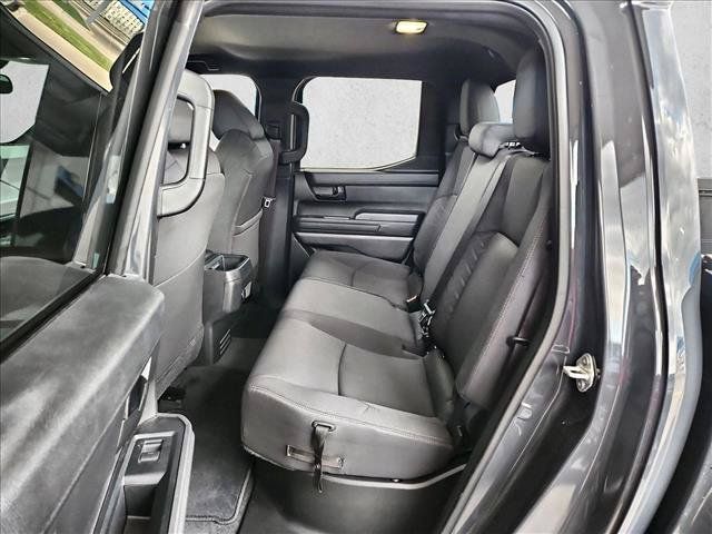 Used 2025 Toyota Tacoma SR AWD/4WD image 18
