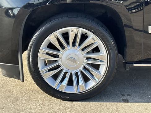 Used 2016 Cadillac Escalade Platinum image 7