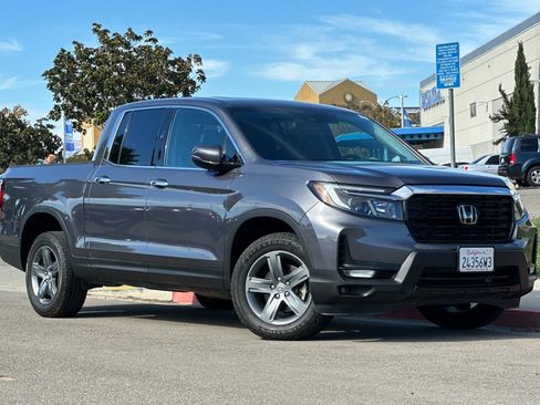 Used 2023 Honda Ridgeline RTL-E image 2