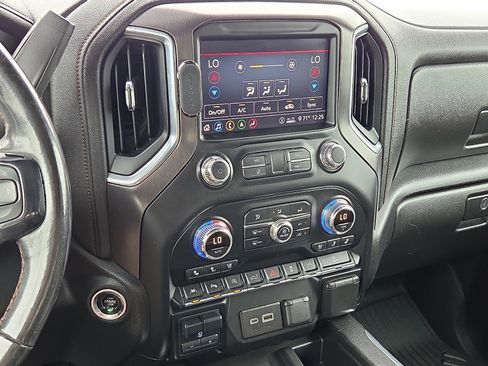 Used 2020 GMC Sierra 1500 AT4 w/ AT4 Premium Package AWD/4WD image 19