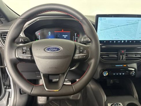 Used 2024 Ford Escape ST-Line w/ Tech Pack #1 FWD image 17