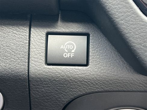 New 2025 Nissan Frontier PRO-4X w/ Pro Convenience Package image 6